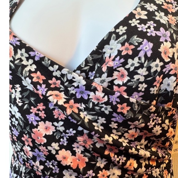 Ardene XL Floral Romantic Feminine Wrap Front Spring Puff Sleeve NWT Mini Dress - Picture 4 of 12